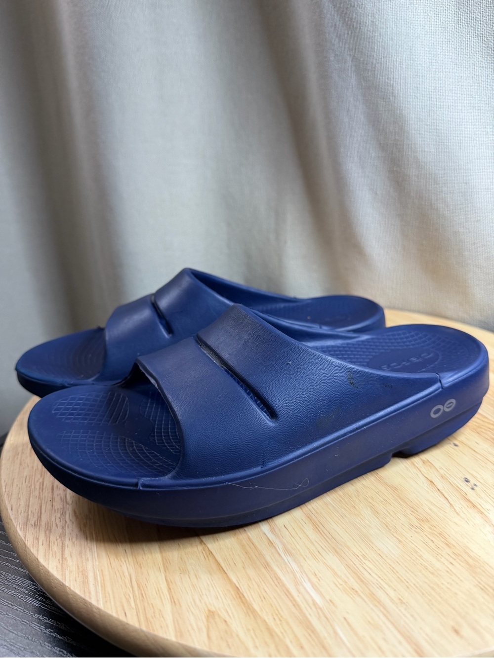 Oofos unisex Ooahh recovery sandals